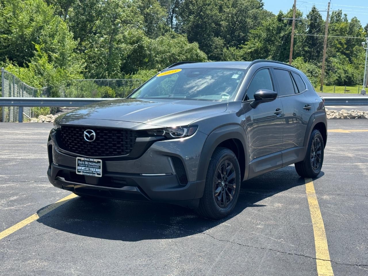 Mazda CX-50 Hybrid Vehicle Full-screen Gallery Image 17