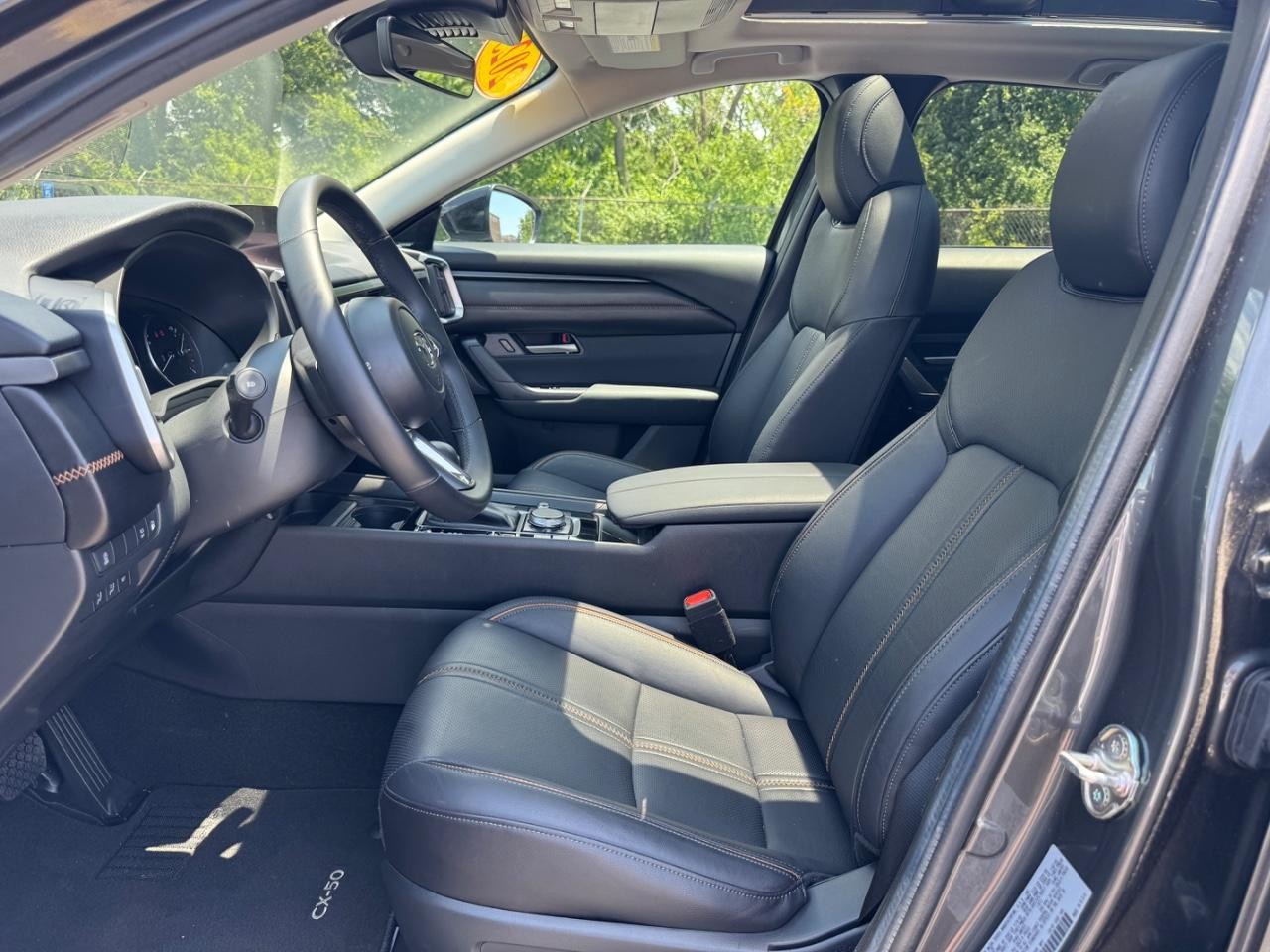 Mazda CX-50 Hybrid Vehicle Full-screen Gallery Image 27