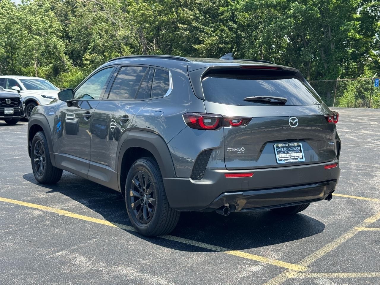 Mazda CX-50 Hybrid Vehicle Full-screen Gallery Image 42