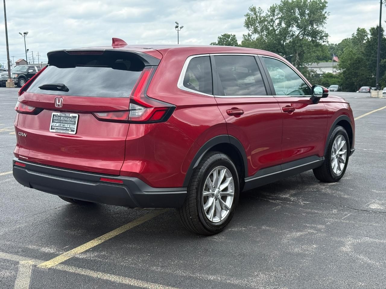 Honda CR-V Vehicle Full-screen Gallery Image 03