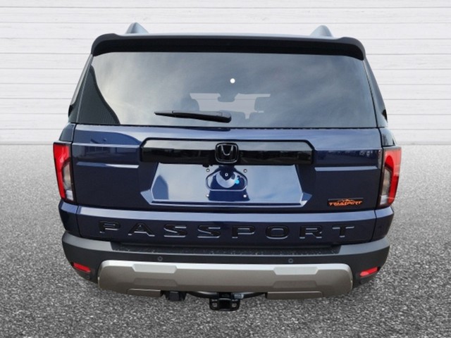 Honda Passport Vehicle Full-screen Gallery Image 04