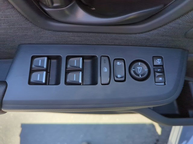 Honda Passport Vehicle Full-screen Gallery Image 15