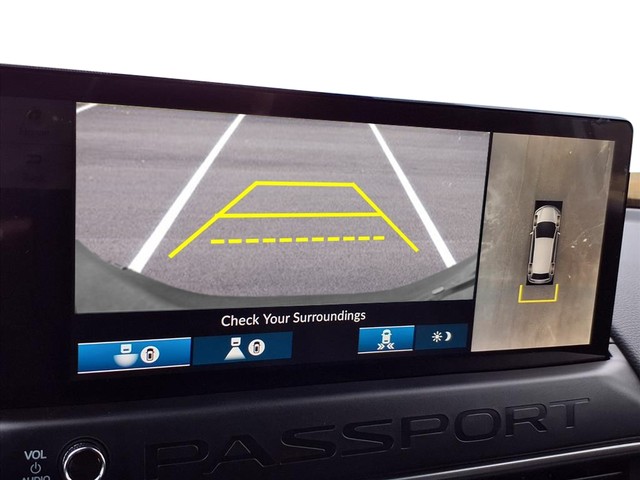Honda Passport Vehicle Full-screen Gallery Image 13