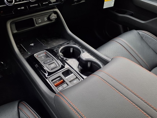Honda Passport Vehicle Full-screen Gallery Image 15