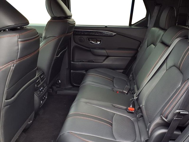 Honda Passport Vehicle Full-screen Gallery Image 20