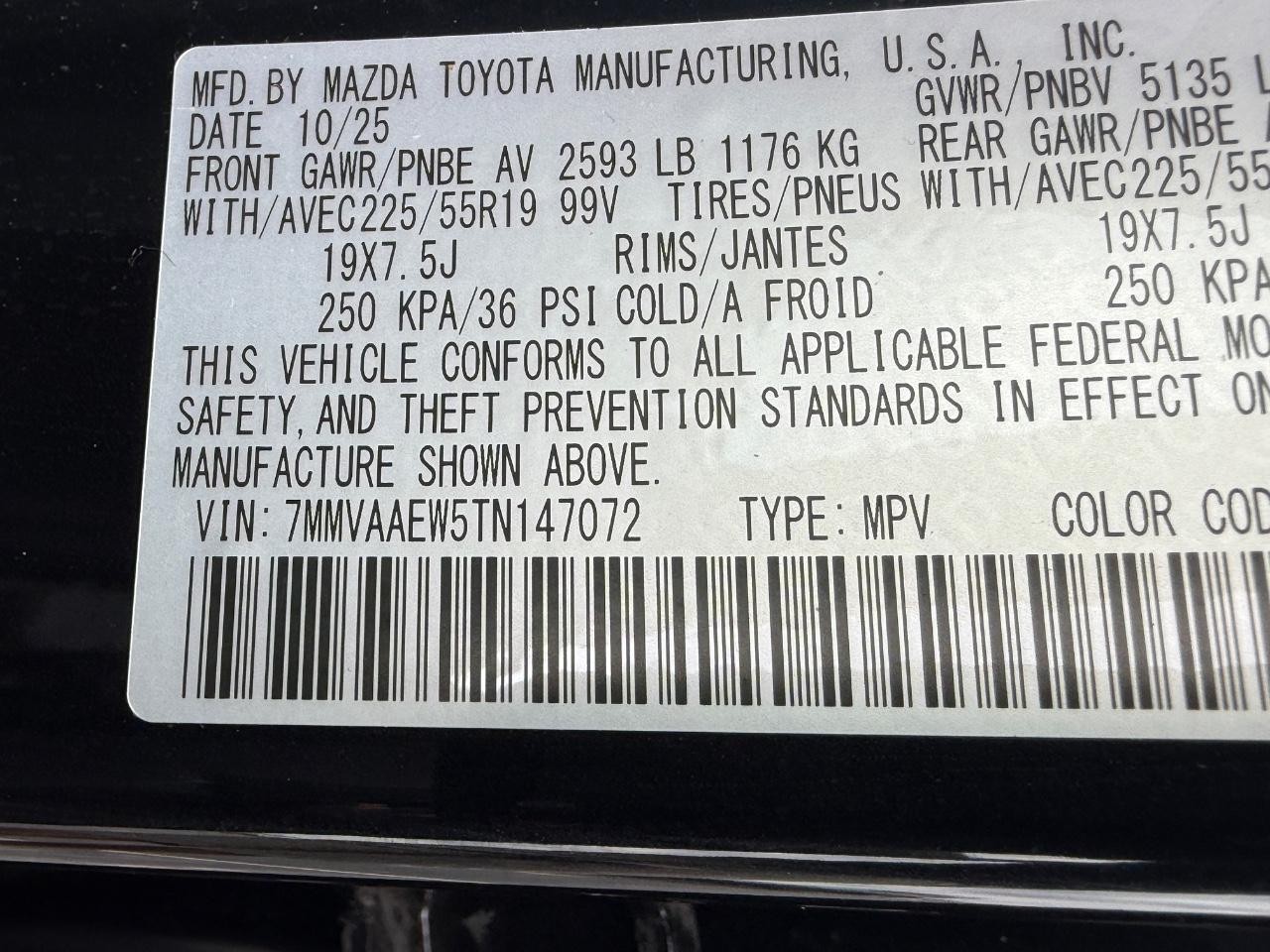 Mazda CX-50 Hybrid Vehicle Full-screen Gallery Image 23