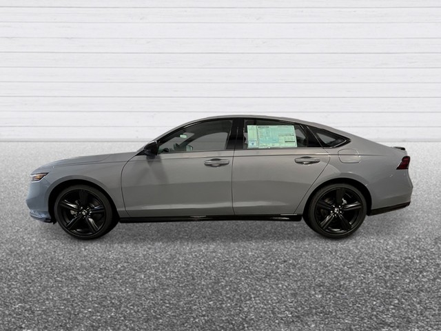 Honda Accord Hybrid Vehicle Full-screen Gallery Image 03