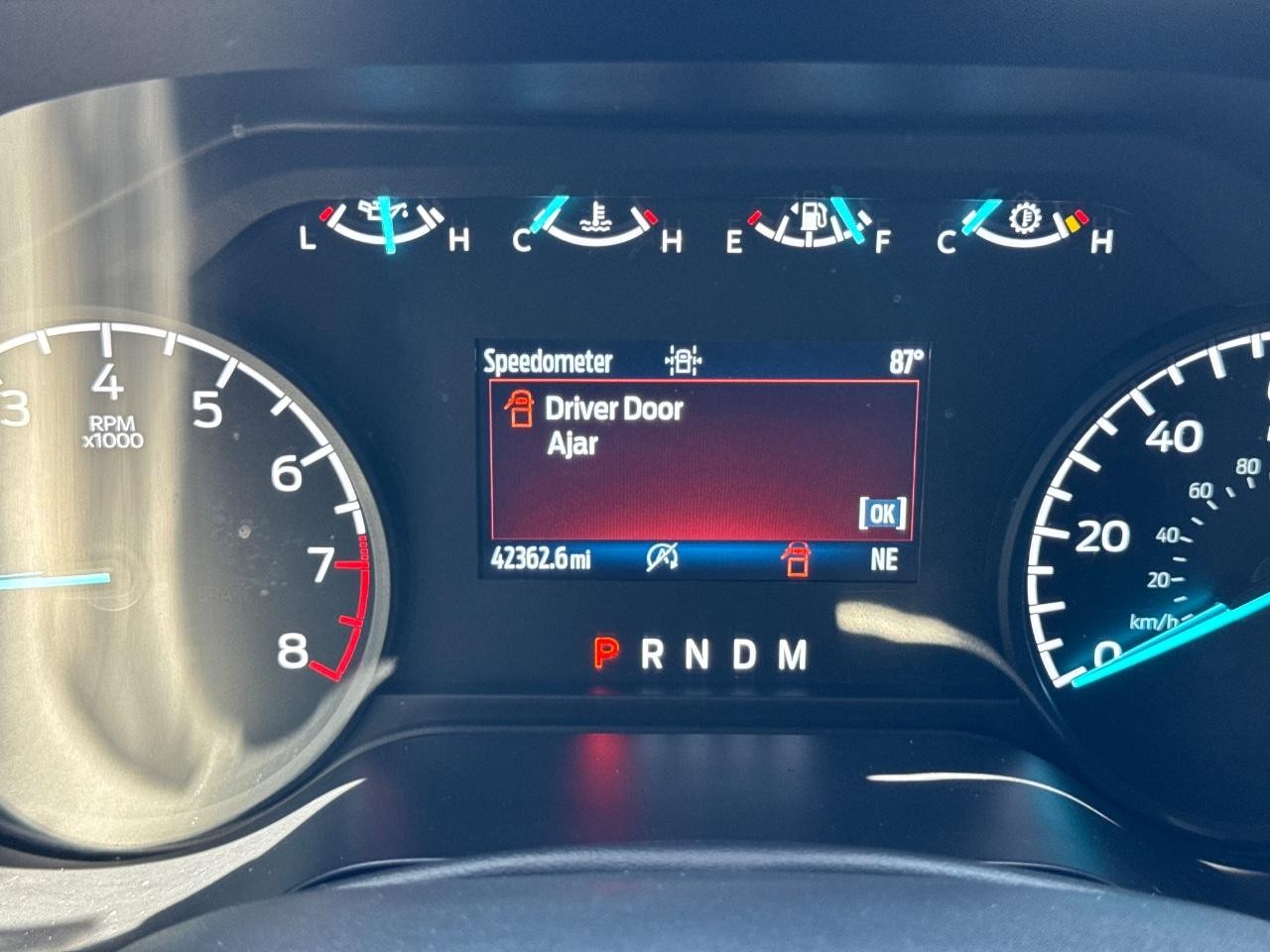 Ford F-150 Vehicle Full-screen Gallery Image 19