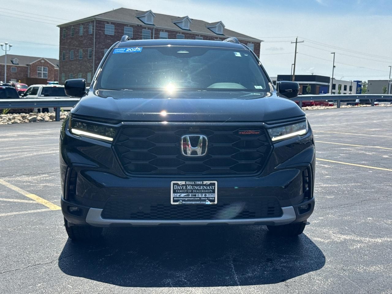 Honda Pilot Vehicle Full-screen Gallery Image 10