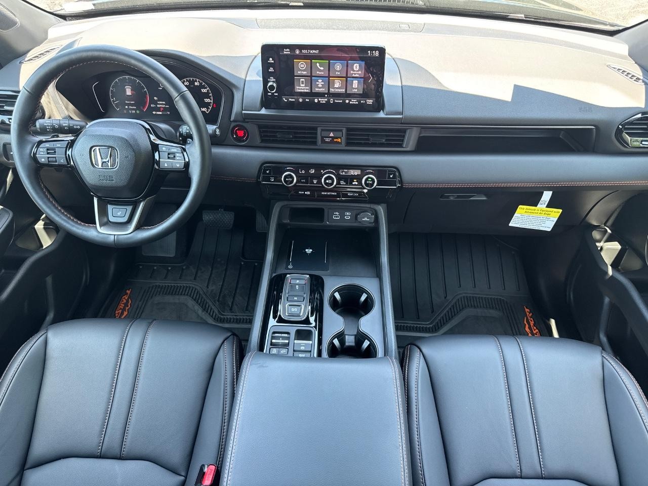 Honda Pilot Vehicle Full-screen Gallery Image 13