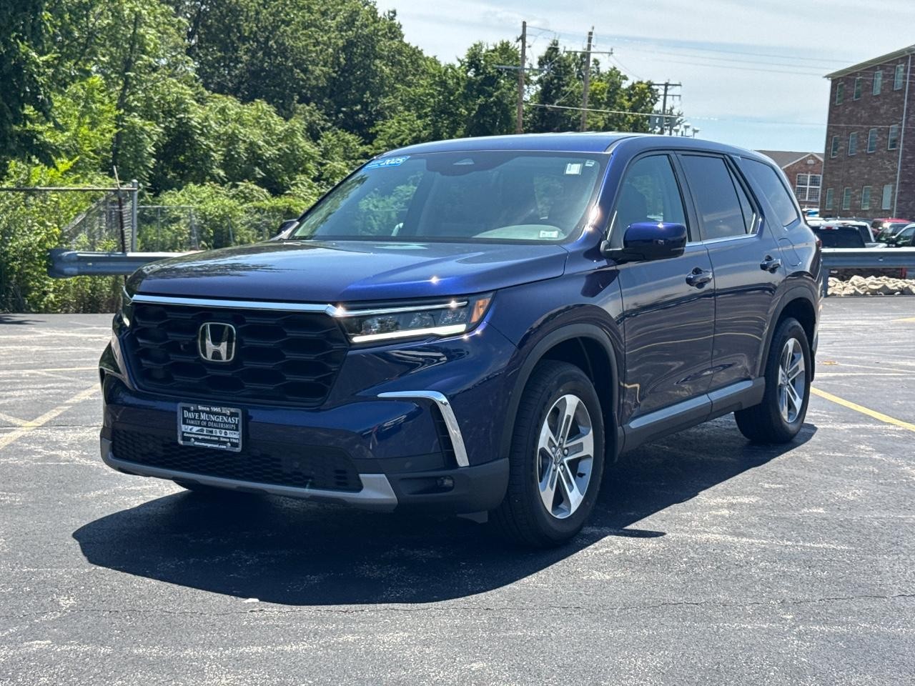Honda Pilot Vehicle Full-screen Gallery Image 09