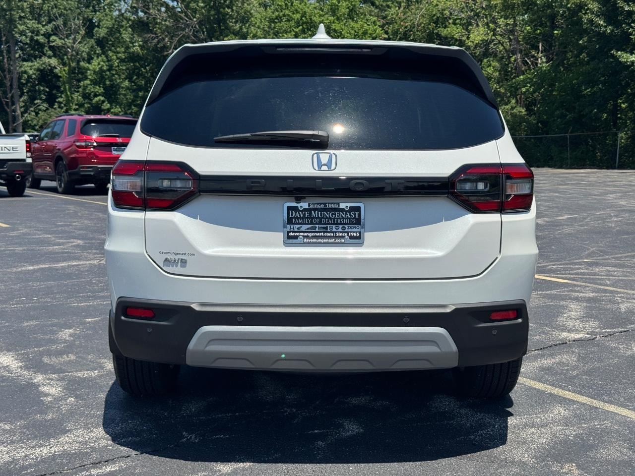 Honda Pilot Vehicle Full-screen Gallery Image 06