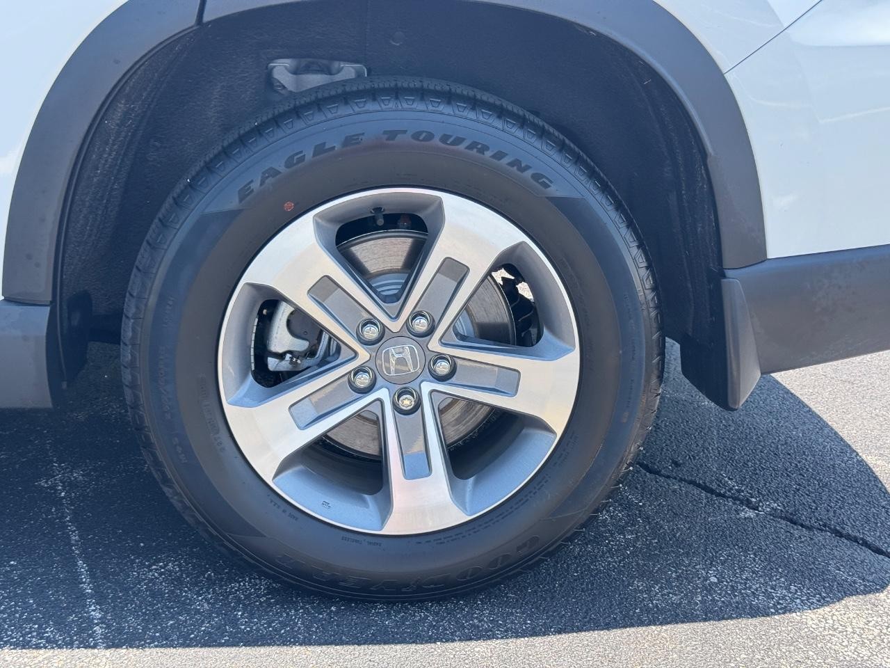 Honda Pilot Vehicle Full-screen Gallery Image 08
