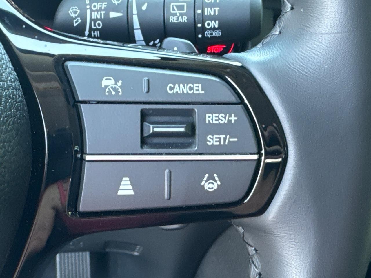 Honda Pilot Vehicle Full-screen Gallery Image 23