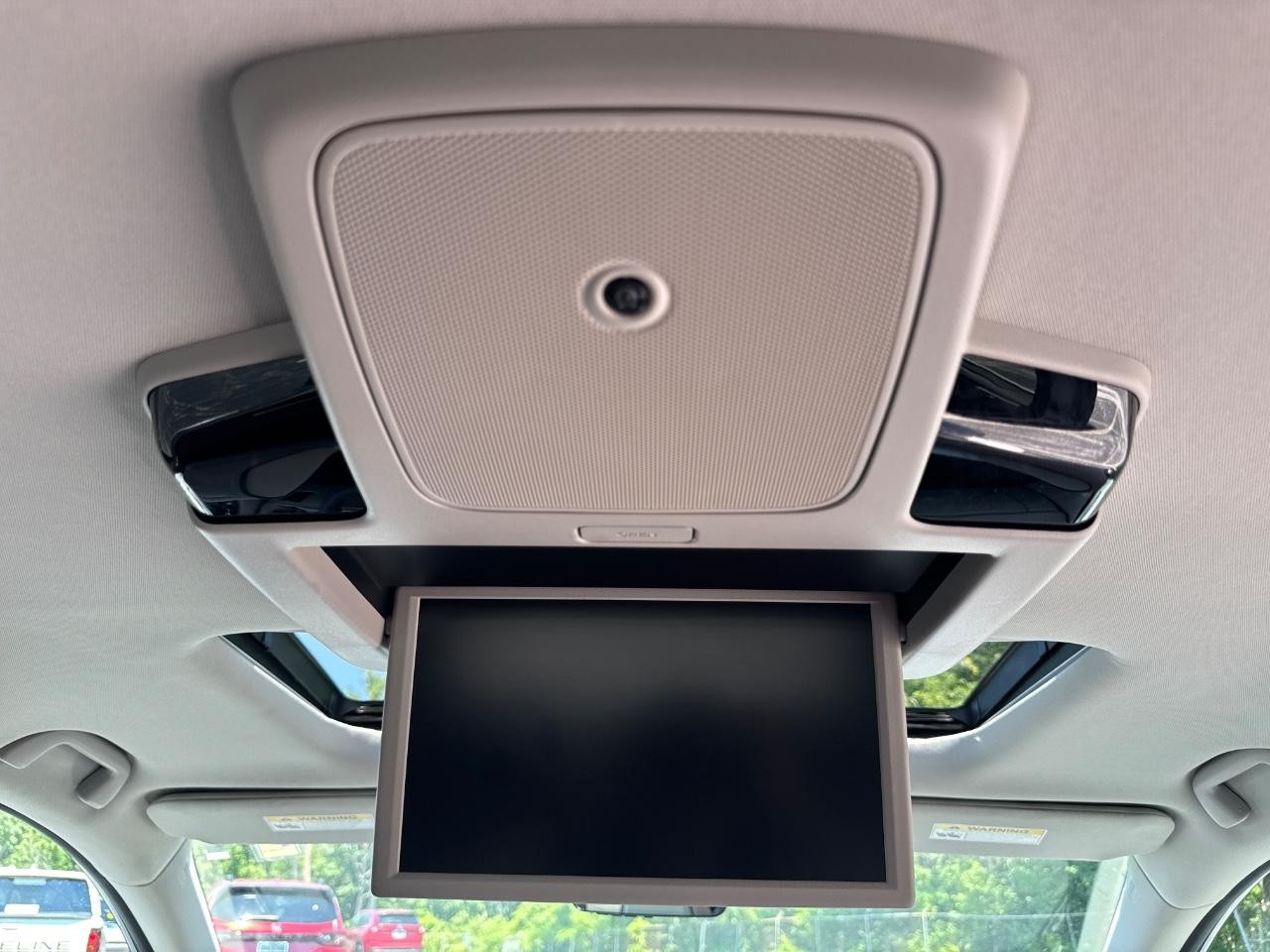 Honda Odyssey Vehicle Full-screen Gallery Image 18