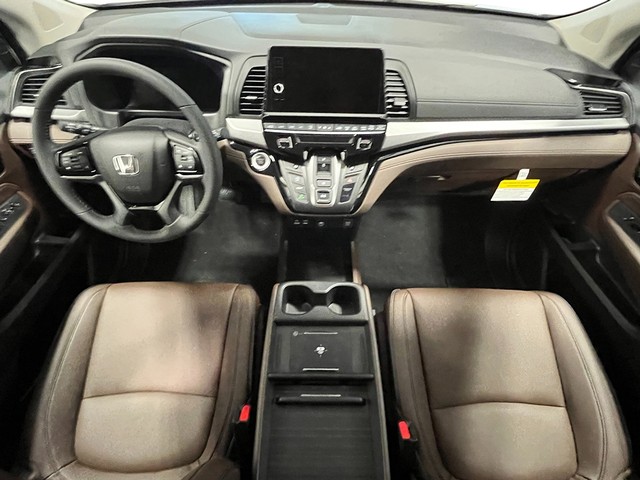 Honda Odyssey Vehicle Full-screen Gallery Image 27
