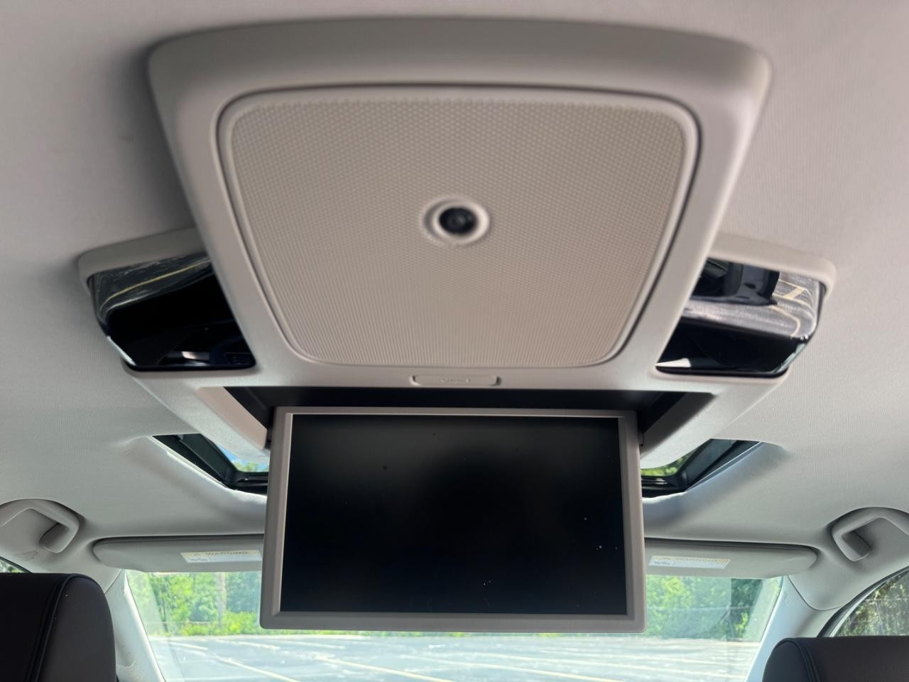 Honda Odyssey Vehicle Full-screen Gallery Image 18