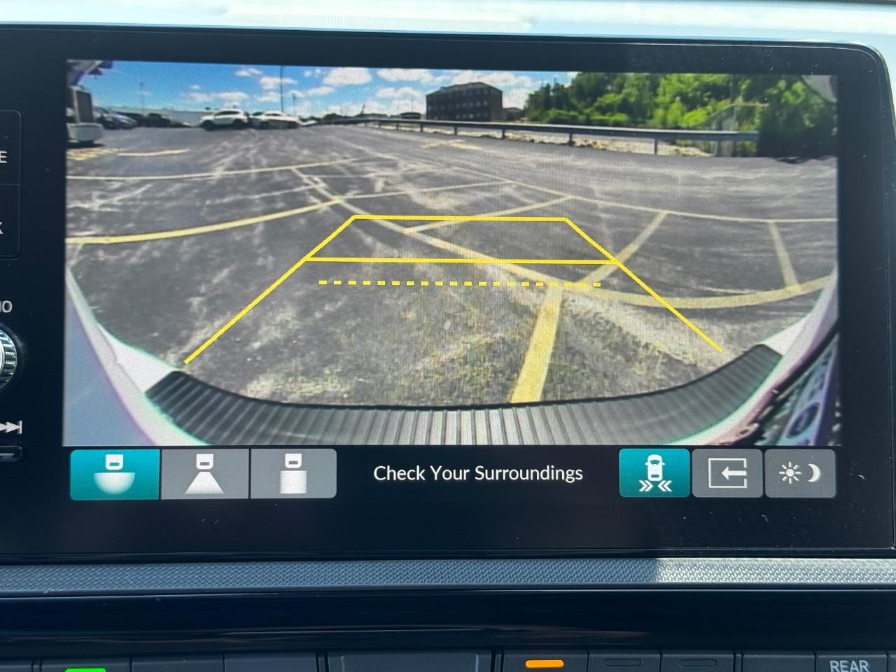 Honda Odyssey Vehicle Full-screen Gallery Image 26