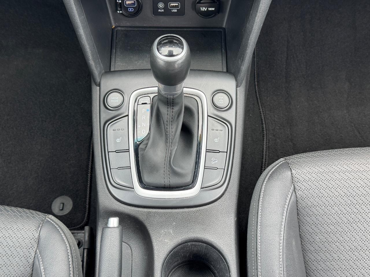 Hyundai Kona Vehicle Full-screen Gallery Image 16