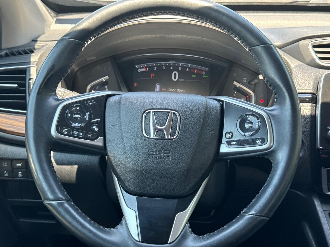 Honda CR-V Vehicle Full-screen Gallery Image 13