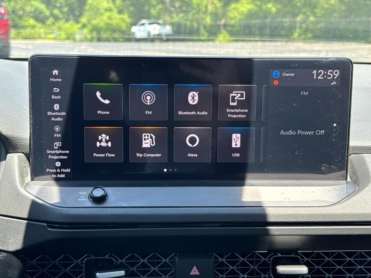 Honda Accord Hybrid Vehicle Full-screen Gallery Image 14