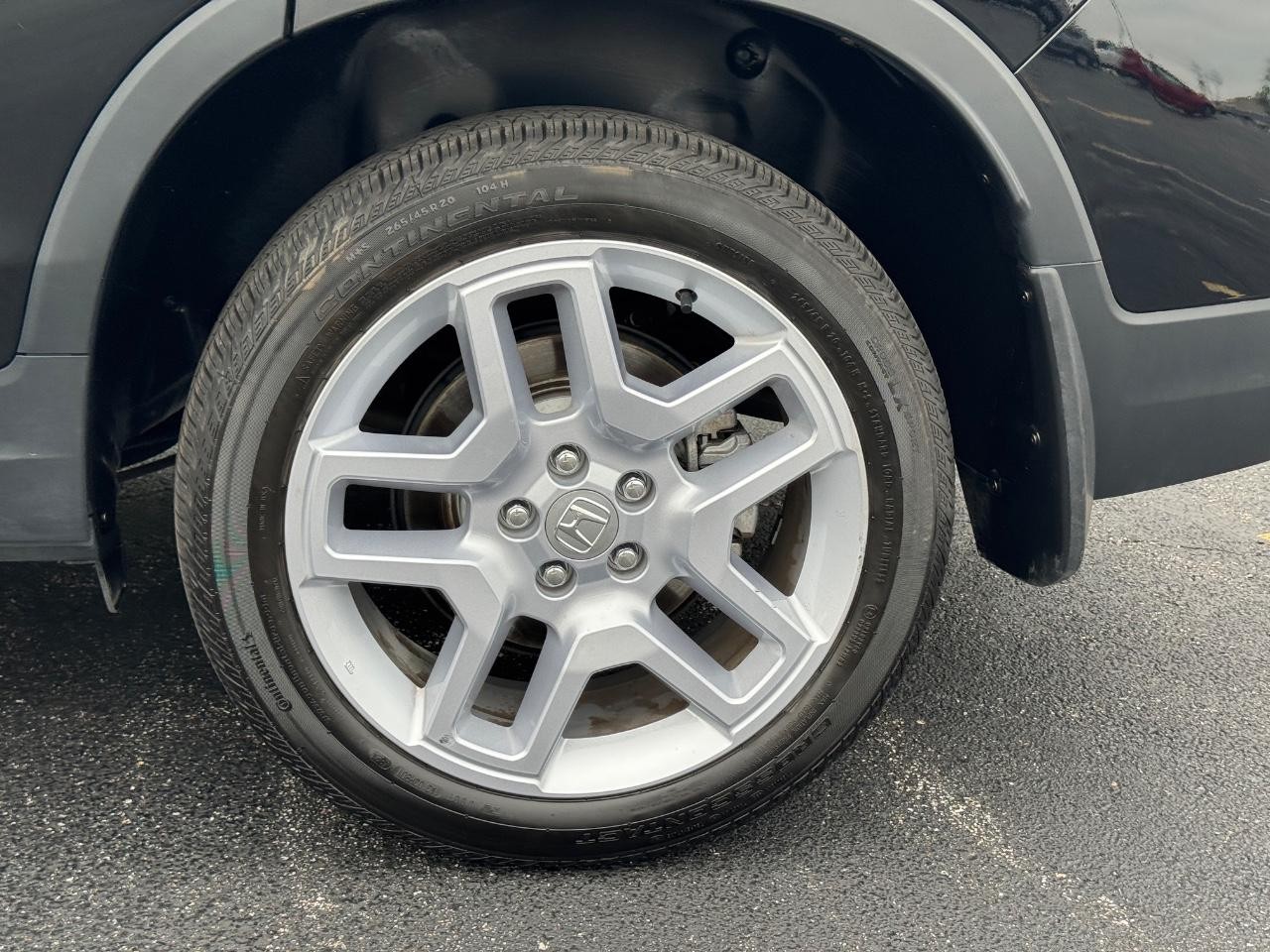Honda Passport Vehicle Full-screen Gallery Image 08