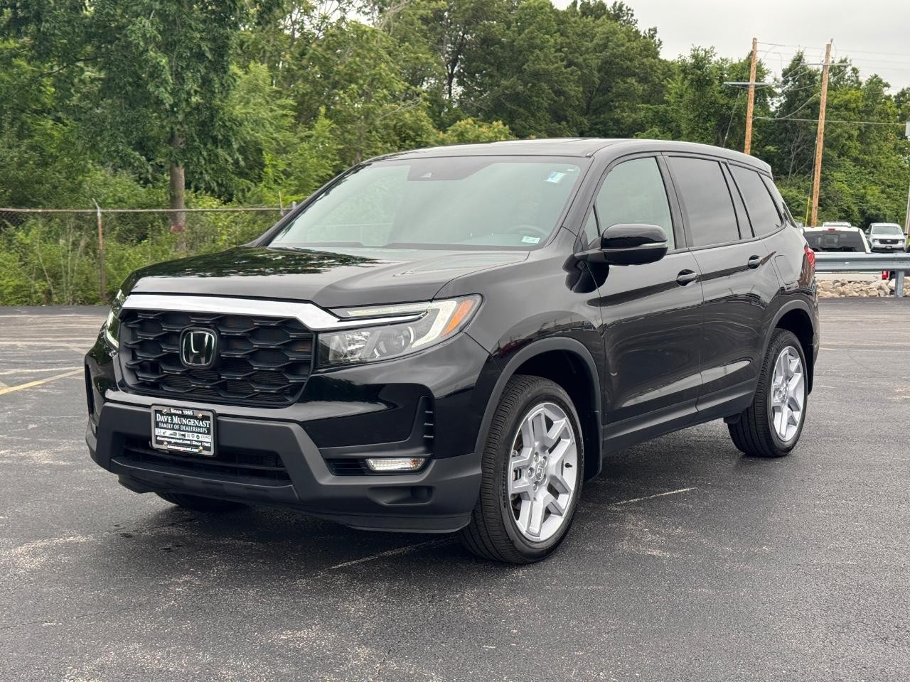 Honda Passport Vehicle Full-screen Gallery Image 09