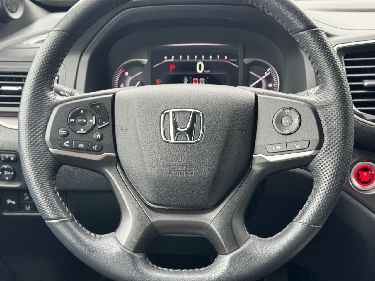 Honda Passport Vehicle Full-screen Gallery Image 13