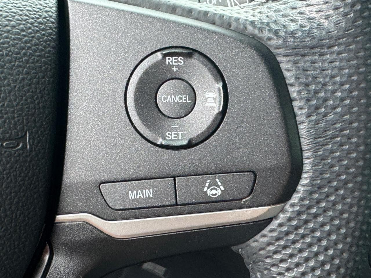 Honda Passport Vehicle Full-screen Gallery Image 23