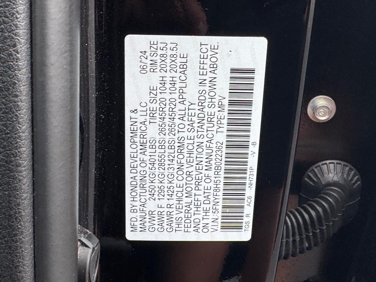 Honda Passport Vehicle Full-screen Gallery Image 28