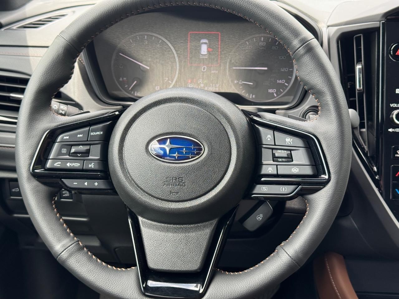 Subaru Forester Vehicle Full-screen Gallery Image 13