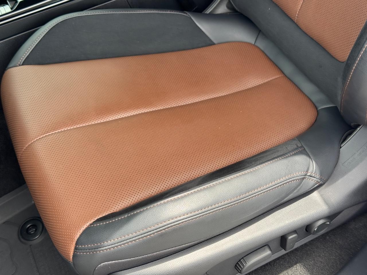 Subaru Forester Vehicle Full-screen Gallery Image 27