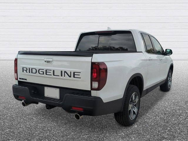 Honda Ridgeline Vehicle Full-screen Gallery Image 06