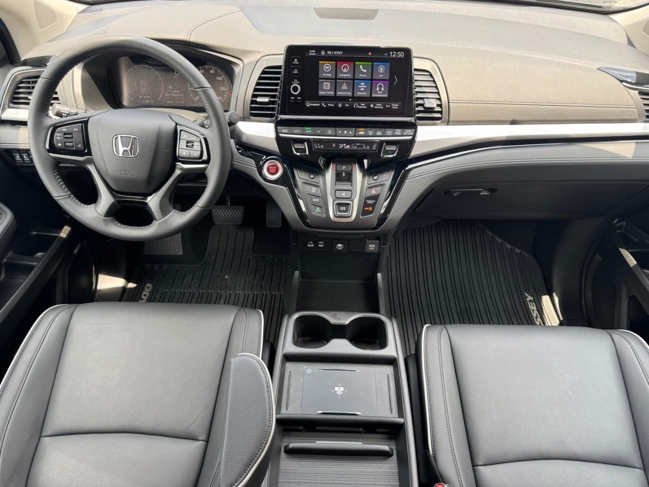 Honda Odyssey Vehicle Full-screen Gallery Image 13