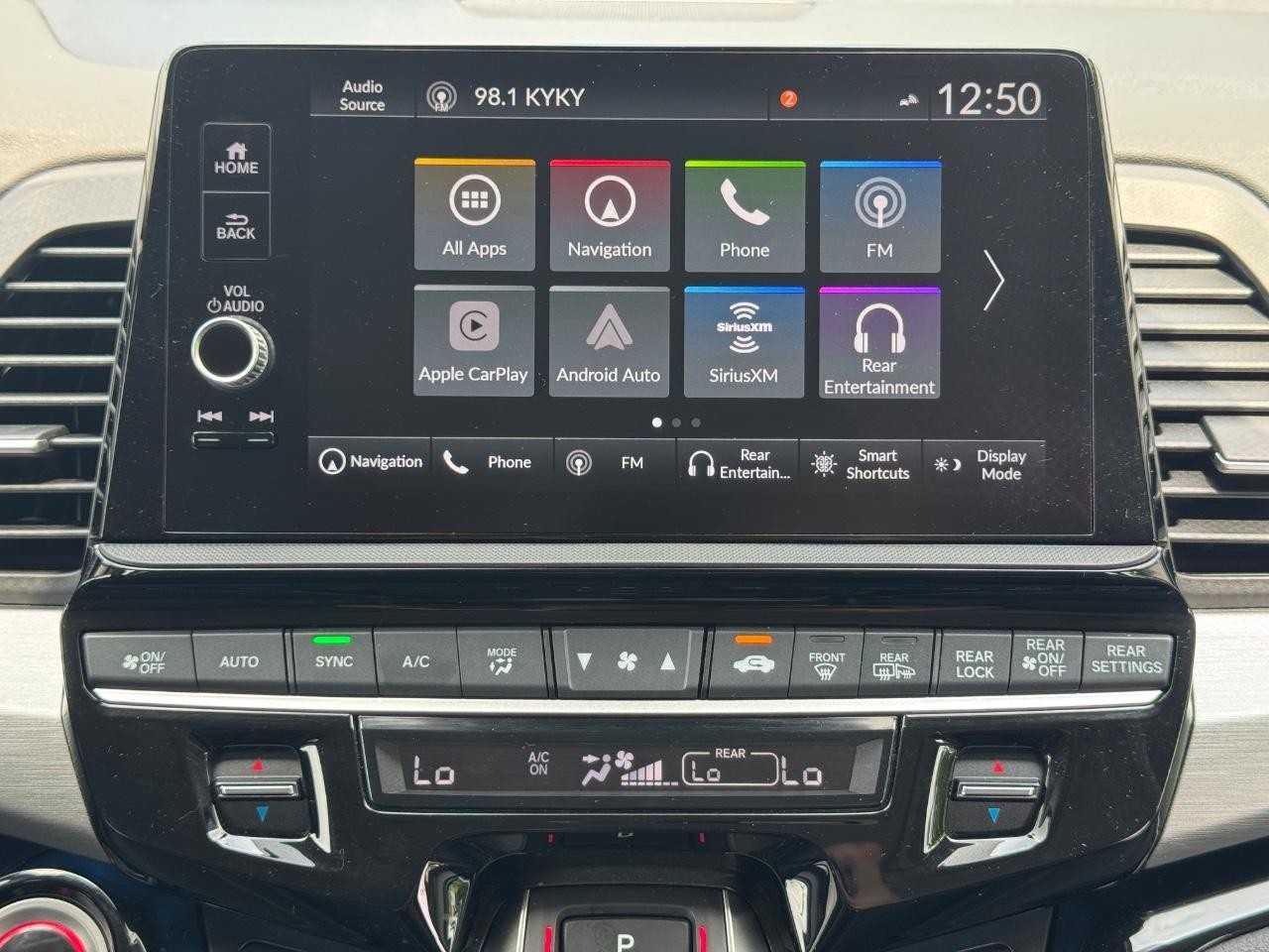Honda Odyssey Vehicle Full-screen Gallery Image 15