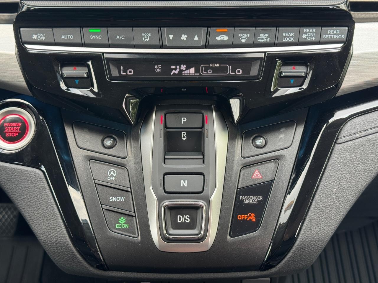 Honda Odyssey Vehicle Full-screen Gallery Image 16