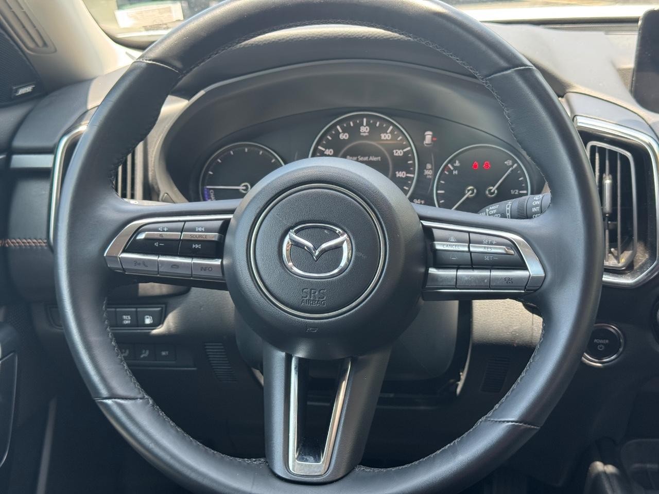 Mazda CX-50 Hybrid Vehicle Full-screen Gallery Image 13