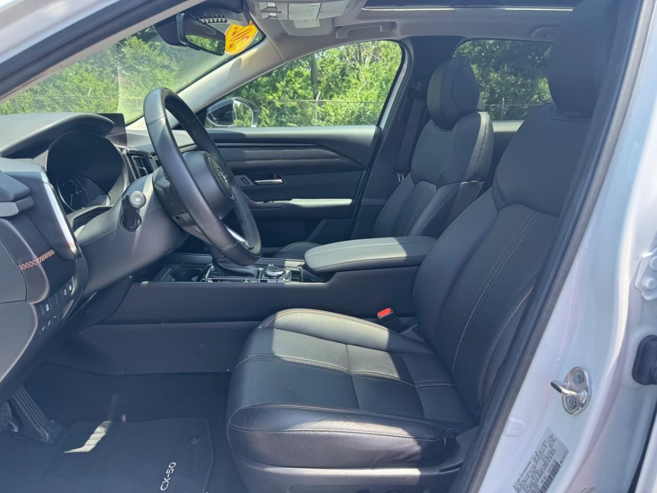 Mazda CX-50 Hybrid Vehicle Full-screen Gallery Image 19