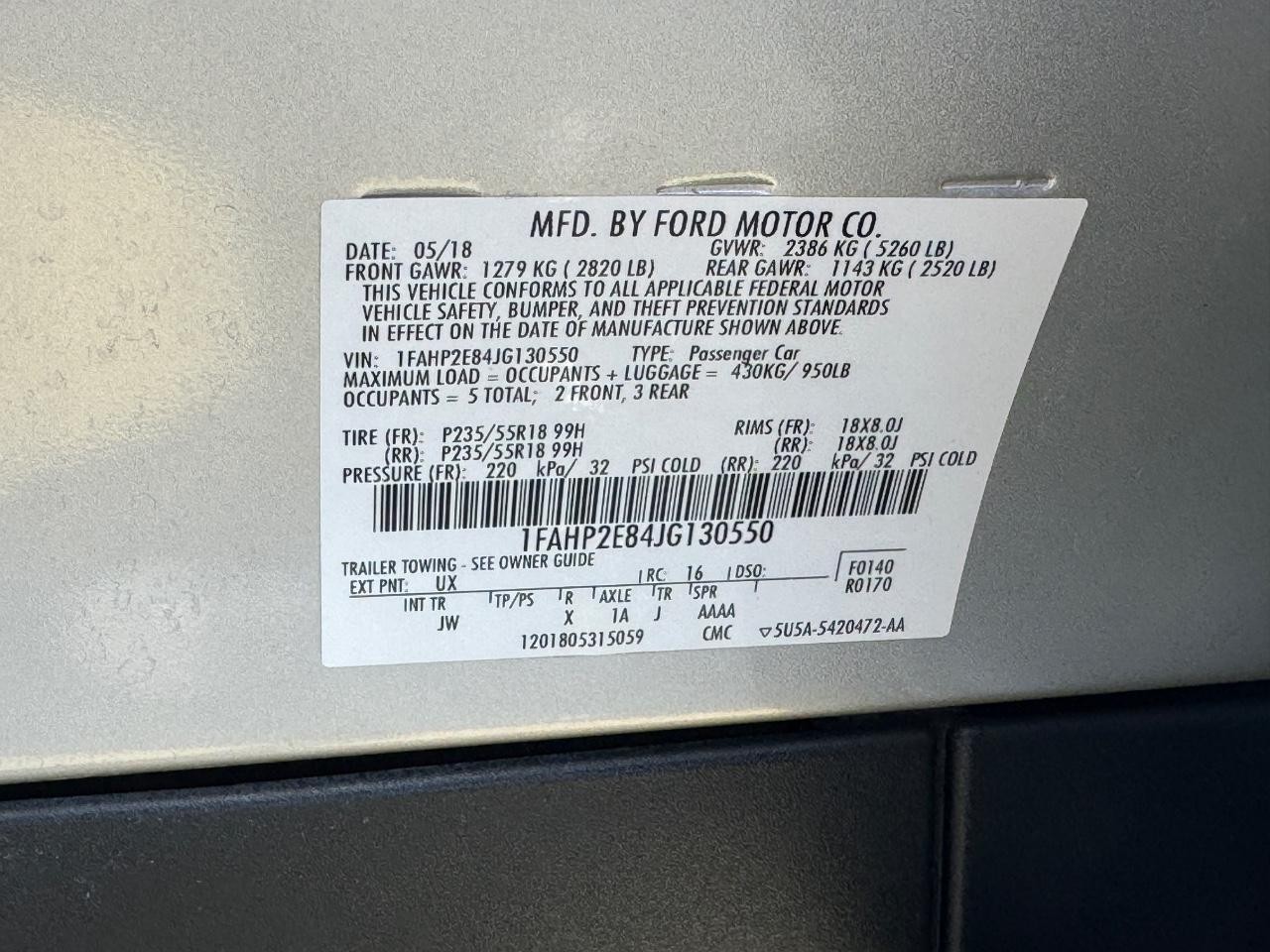 Ford Taurus Vehicle Full-screen Gallery Image 27