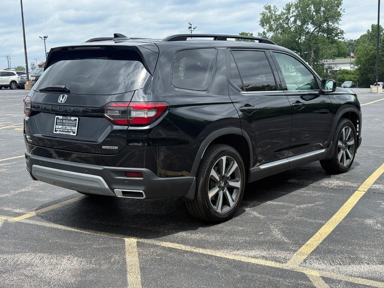 Honda Pilot Vehicle Full-screen Gallery Image 03