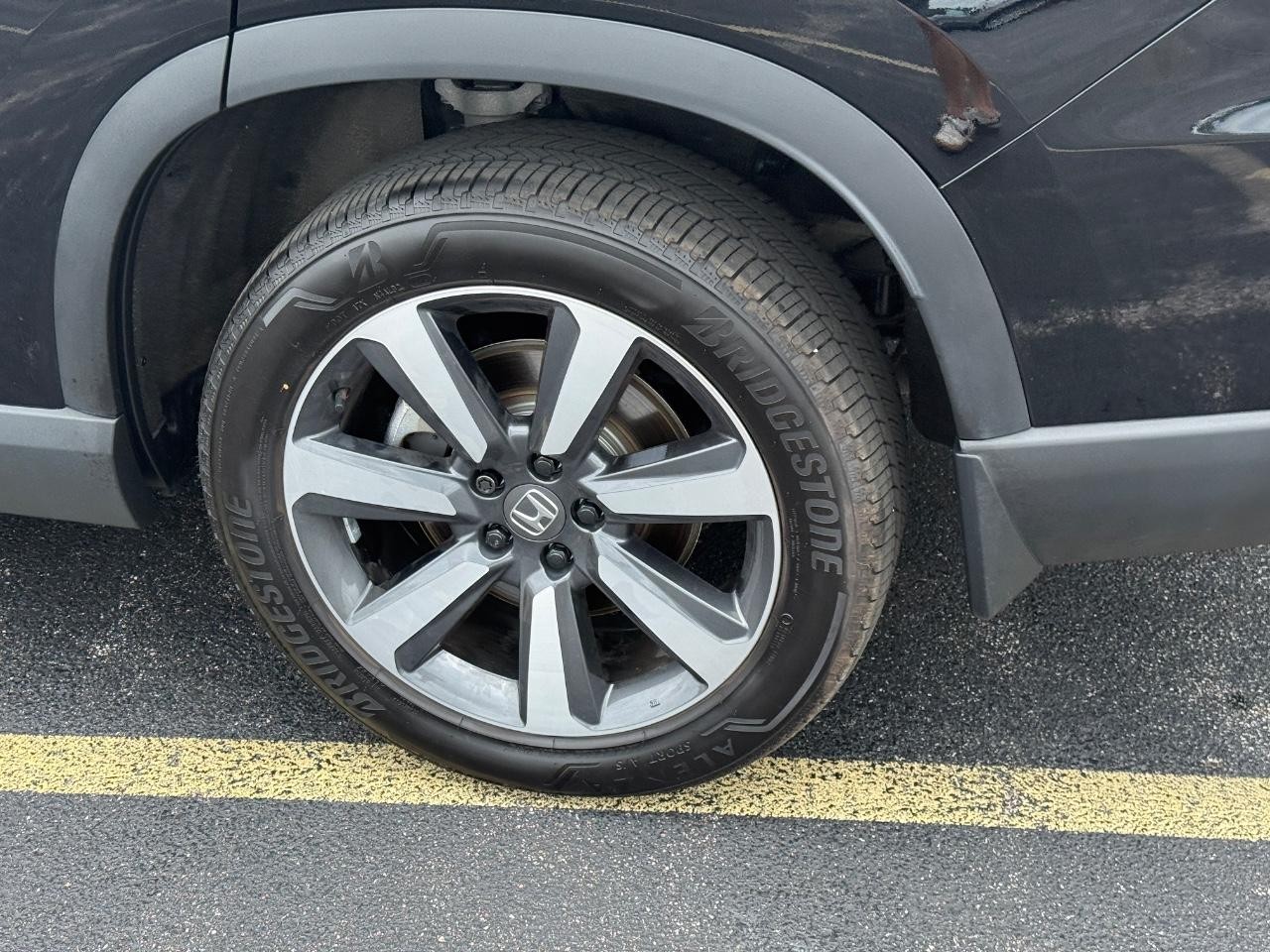 Honda Pilot Vehicle Full-screen Gallery Image 08