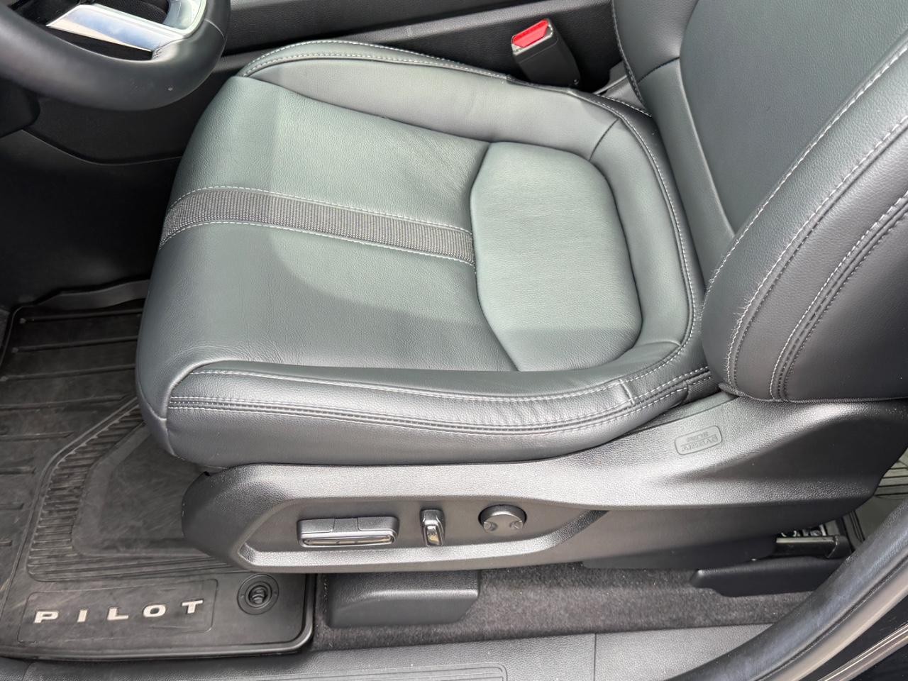 Honda Pilot Vehicle Full-screen Gallery Image 20