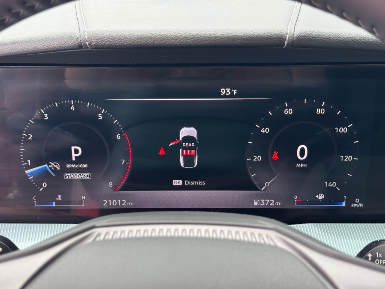Nissan Murano Vehicle Full-screen Gallery Image 21