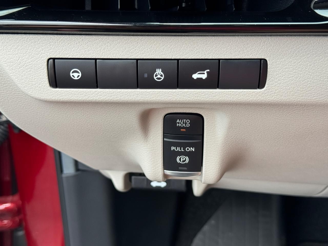 Nissan Murano Vehicle Full-screen Gallery Image 24