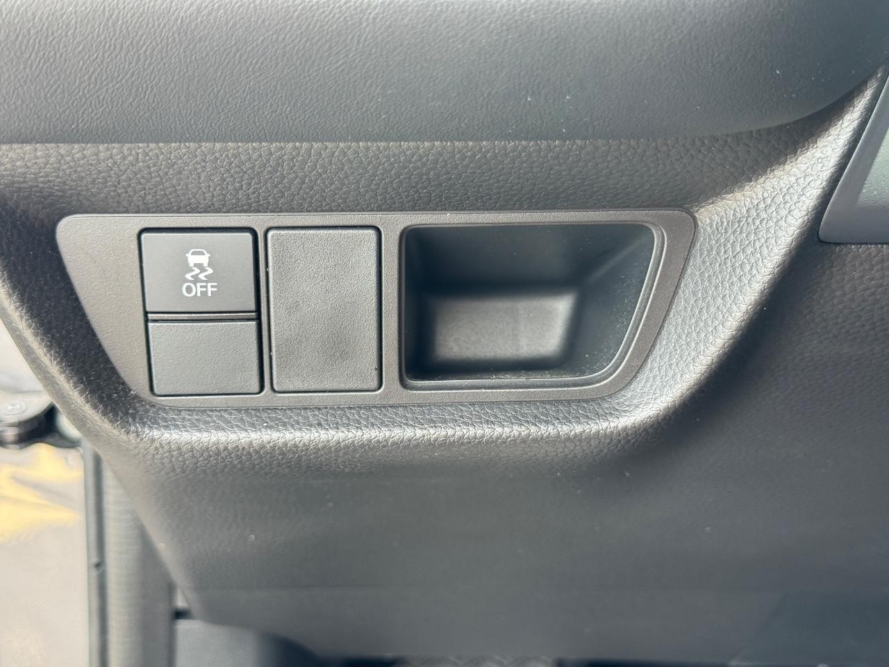 Honda HR-V Vehicle Full-screen Gallery Image 22