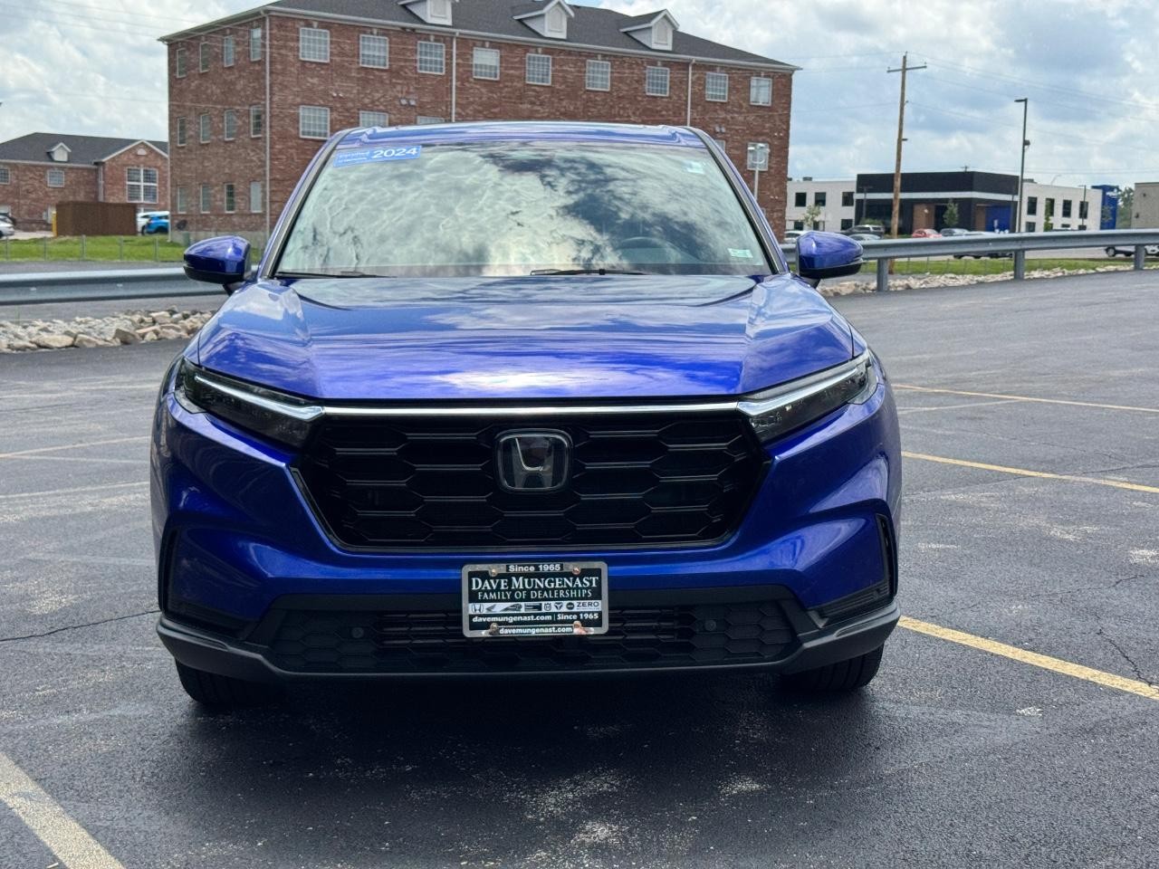 Honda CR-V Vehicle Full-screen Gallery Image 10
