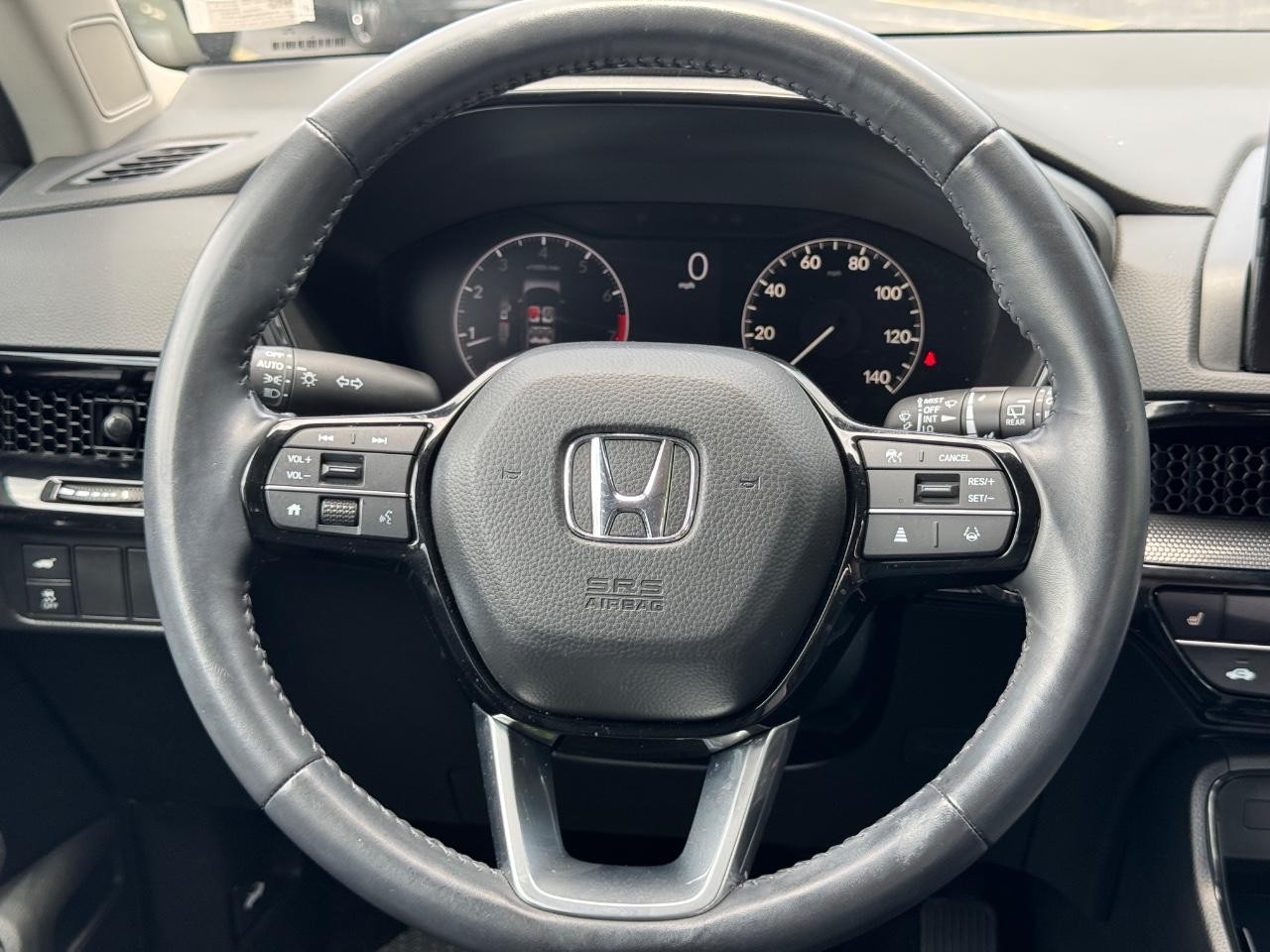 Honda CR-V Vehicle Full-screen Gallery Image 13