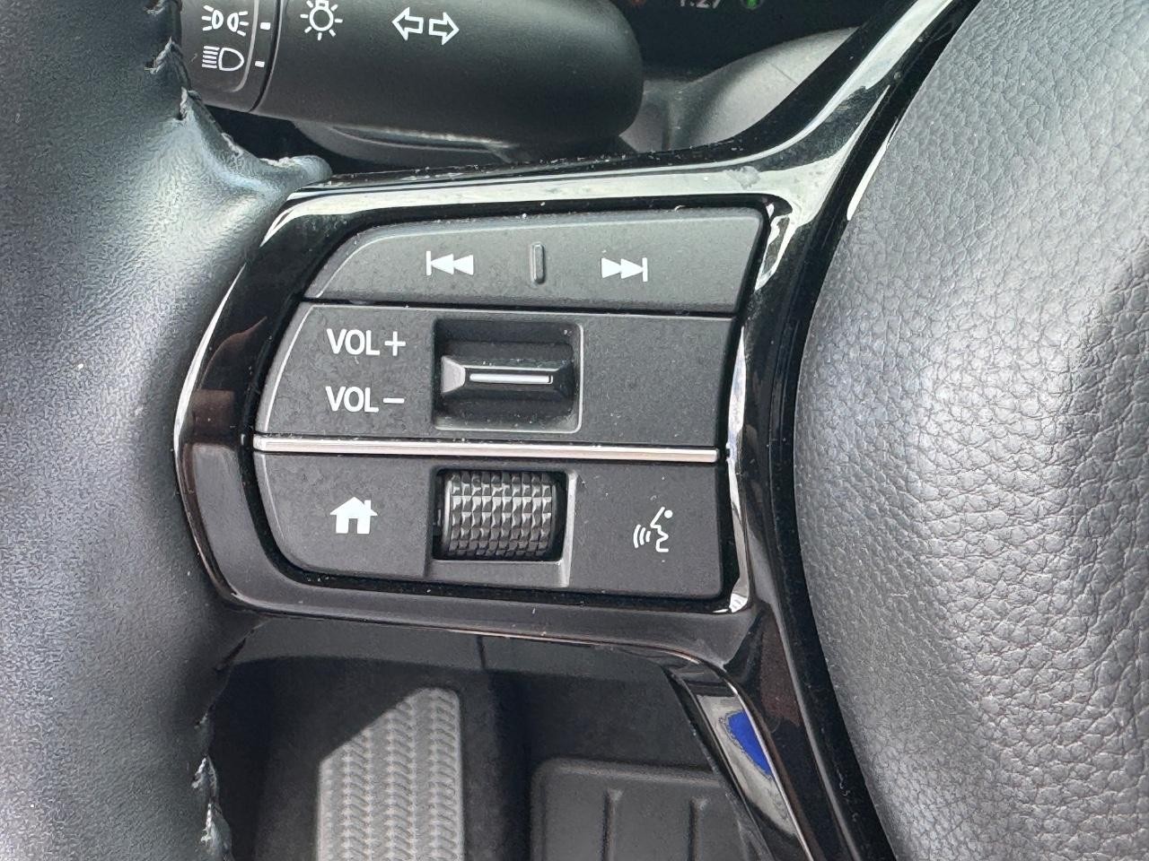 Honda CR-V Vehicle Full-screen Gallery Image 22