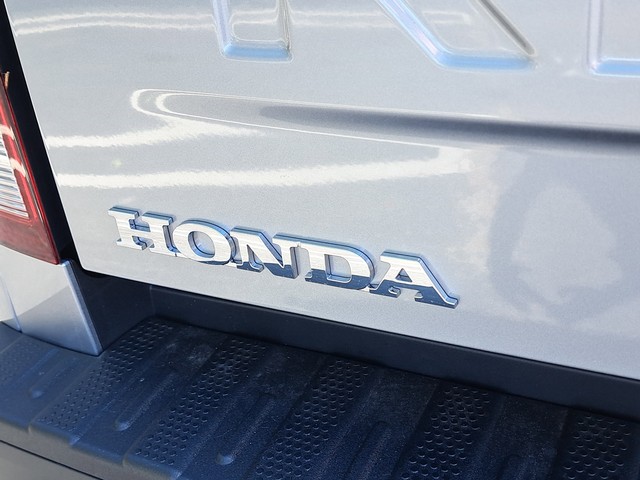 Honda Ridgeline Vehicle Full-screen Gallery Image 08
