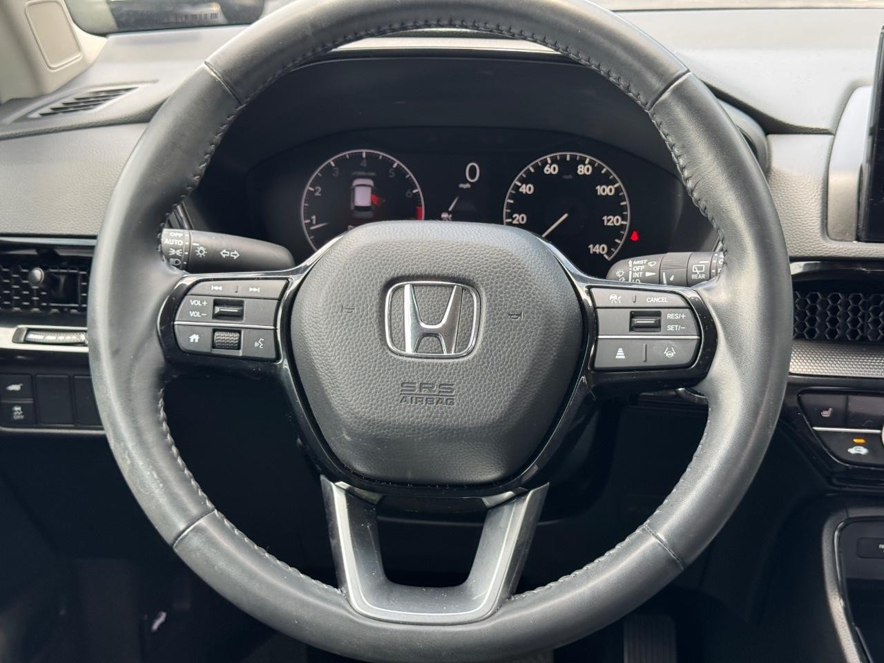 Honda CR-V Vehicle Full-screen Gallery Image 13